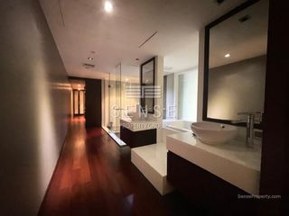 For rent 3 Beds condo in Khlong Toei, Bangkok
