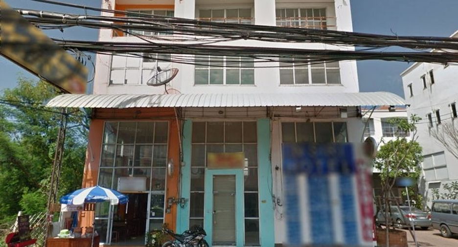For sale retail Space in Lam Luk Ka, Pathum Thani