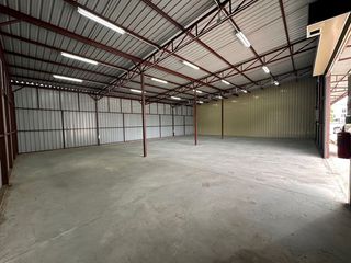 For rent warehouse in Mueang Nonthaburi, Nonthaburi