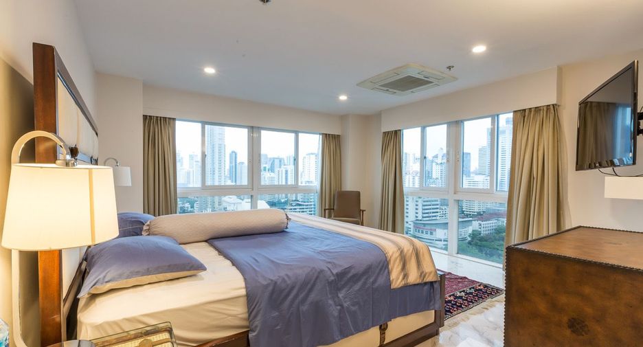 For sale 3 Beds apartment in Watthana, Bangkok