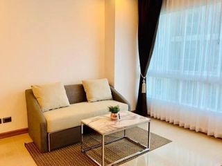 For sale 1 Beds condo in Huai Khwang, Bangkok