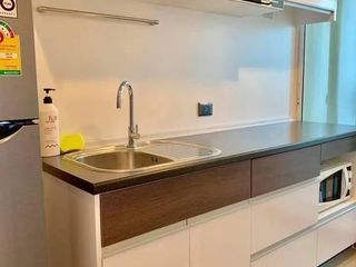 For sale 1 Beds condo in Huai Khwang, Bangkok