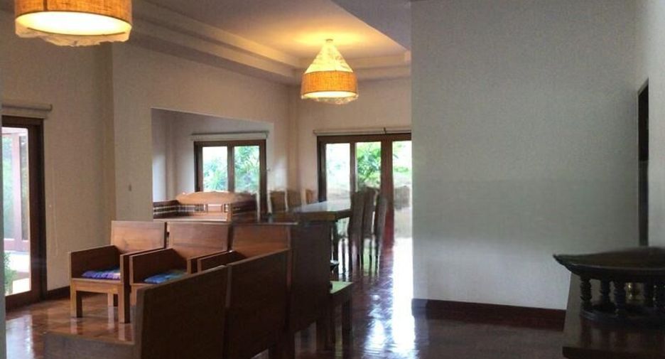 For sale 5 bed house in San Pa Tong, Chiang Mai