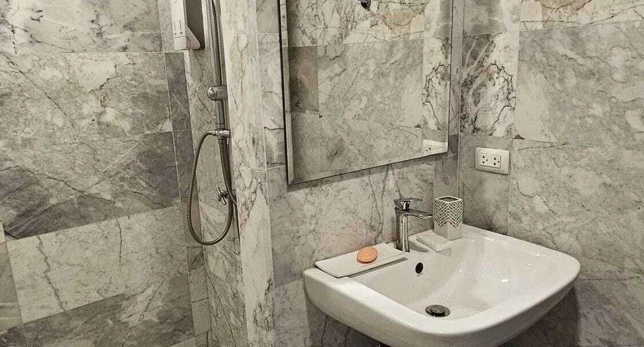 For sale 1 Beds condo in Thalang, Phuket