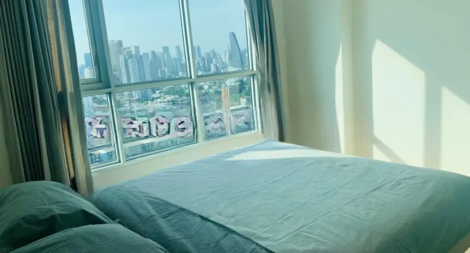 For sale 1 bed condo in Khlong Toei, Bangkok