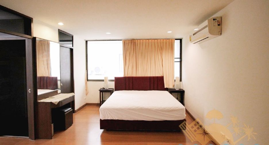 For sale 3 bed condo in Jomtien, Pattaya