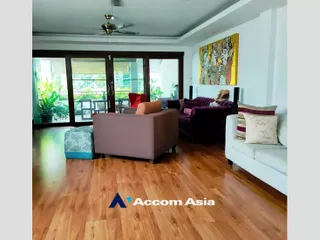 For rent そして for sale 4 Beds house in Khlong Toei, Bangkok