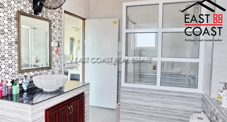 For sale 5 bedrooms house in Bang Saray, Pattaya