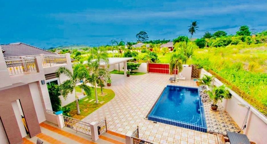 À vendre 4 chambres maison à Sattahip, Chonburi