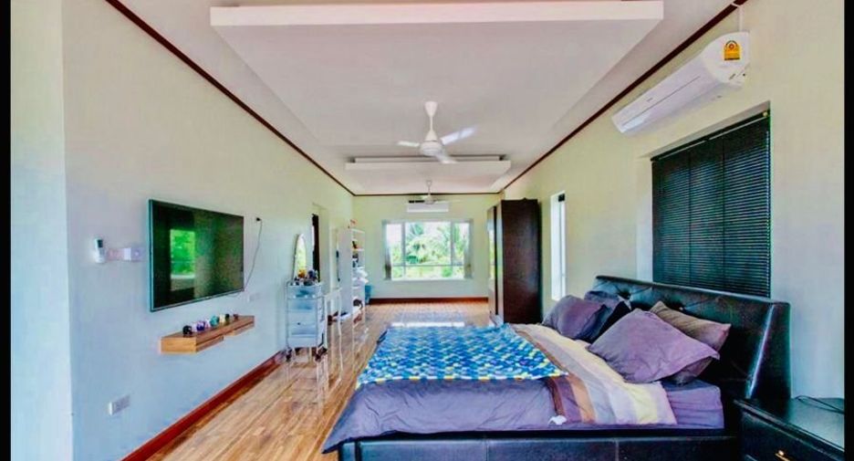 À vendre 4 chambres maison à Sattahip, Chonburi