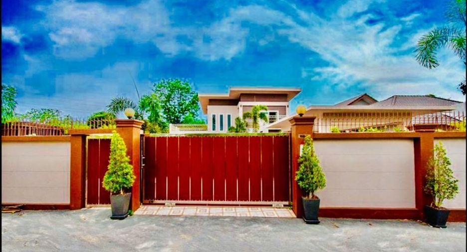 À vendre 4 chambres maison à Sattahip, Chonburi