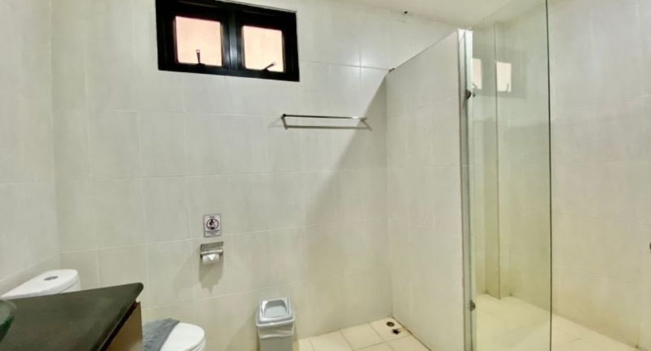 For rent 3 bedrooms house in Bang Lamung, Chonburi