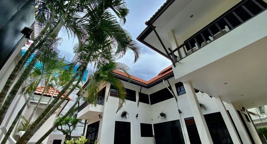 For rent 3 bedrooms house in Bang Lamung, Chonburi
