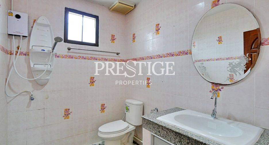 For sale 3 ベッドルーム house in Bang Lamung, Chonburi