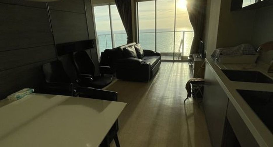 À louer et à vendre 3 chambres condo à Bang Lamung, Chonburi