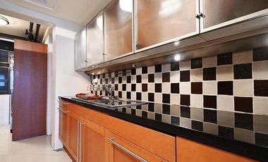 For rent 3 bedrooms condo in Pathum Wan, Bangkok
