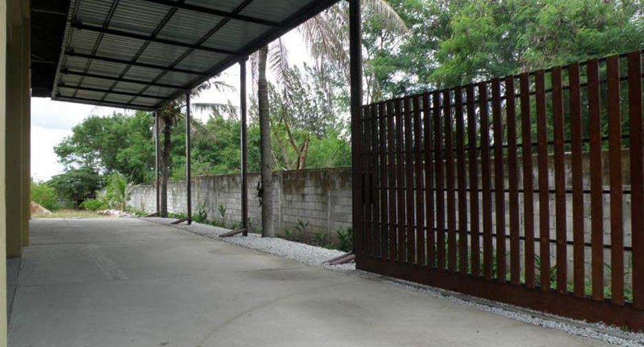 For sale 2 bedrooms warehouse in Mueang Rayong, Rayong
