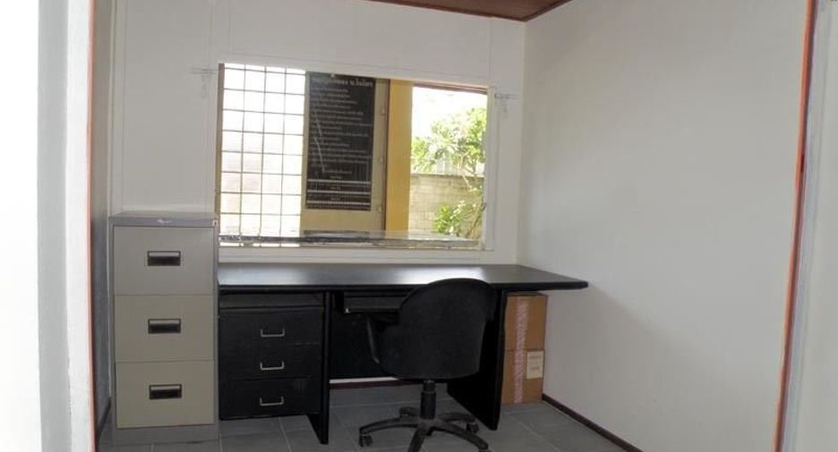 For sale 2 bedrooms warehouse in Mueang Rayong, Rayong