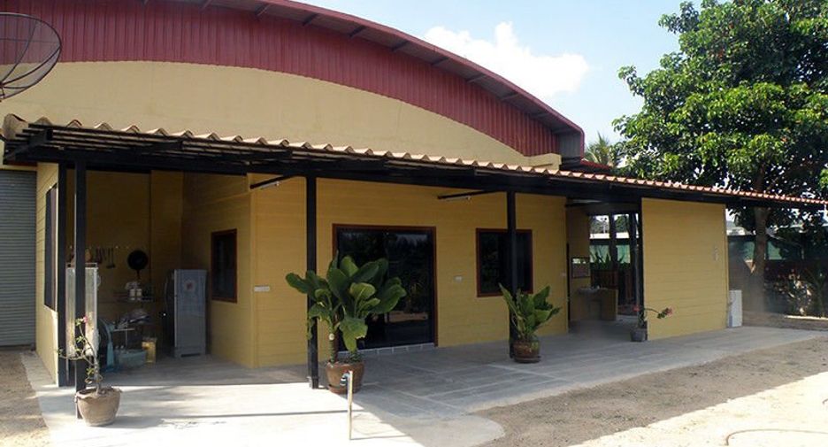 For sale 2 bedrooms warehouse in Mueang Rayong, Rayong