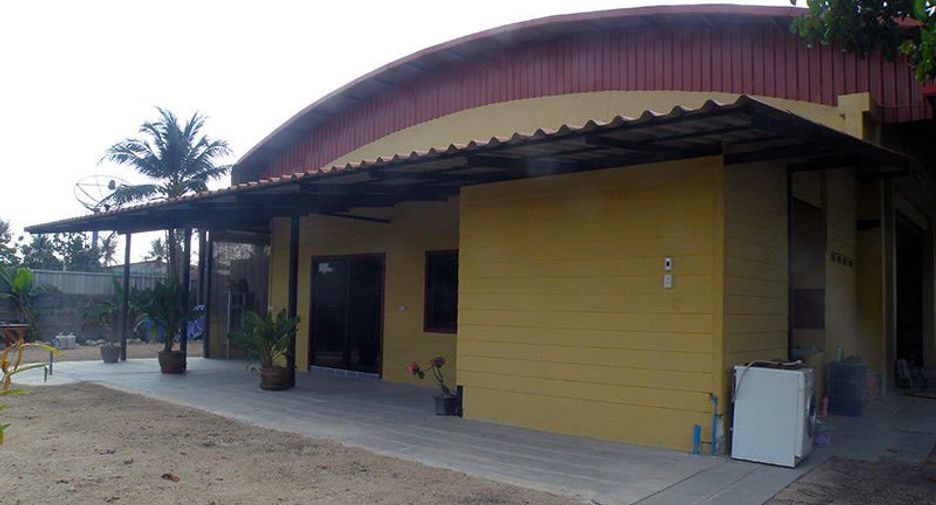 For sale 2 bed warehouse in Mueang Rayong, Rayong