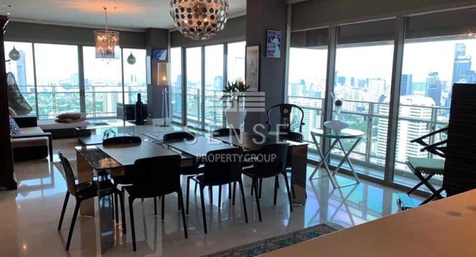 For rent 4 bedrooms condo in Khlong Toei, Bangkok
