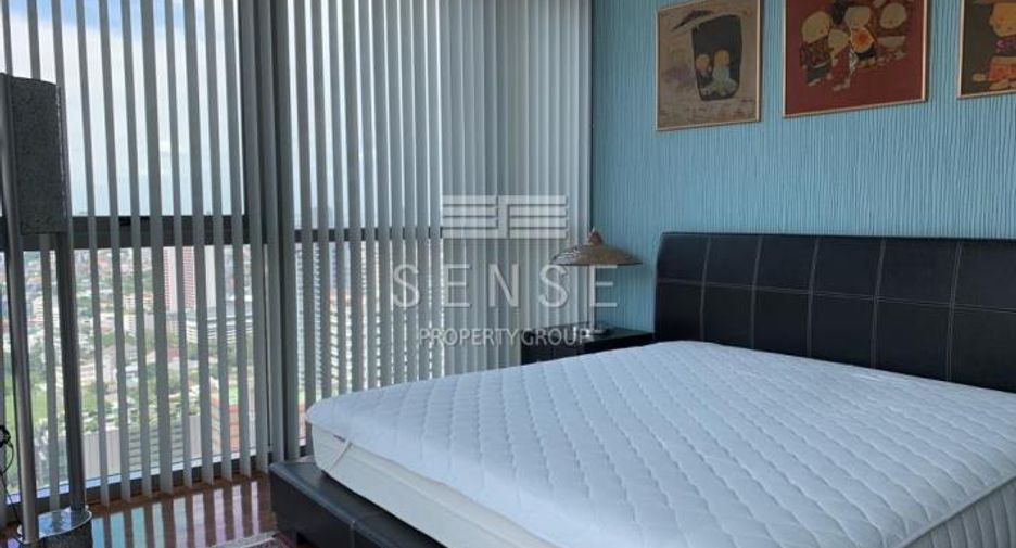 For rent 4 bedrooms condo in Khlong Toei, Bangkok