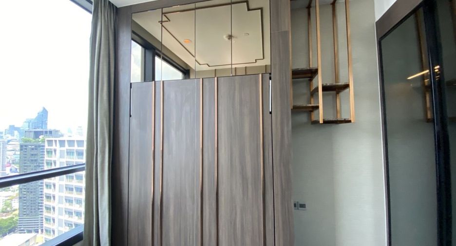 For rent 2 bed condo in Khlong Toei, Bangkok