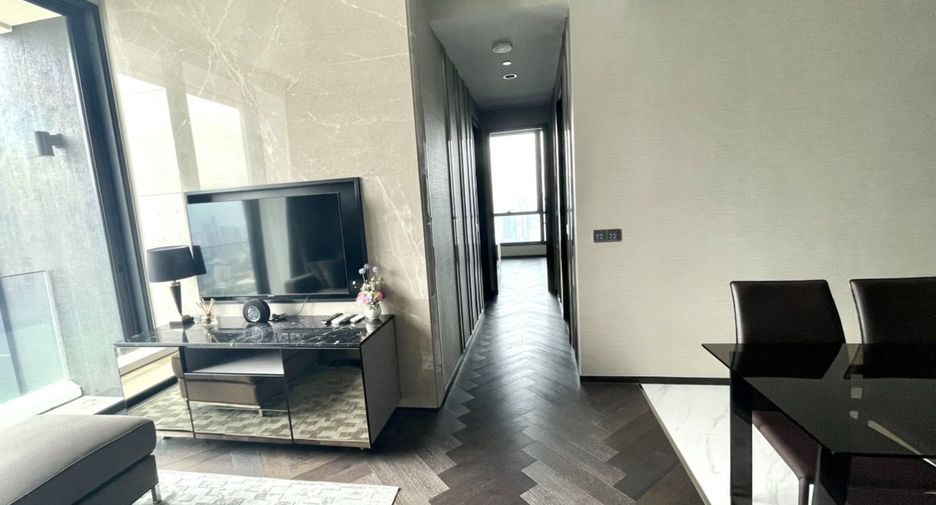 For rent 2 bed condo in Khlong Toei, Bangkok