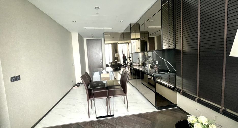 For rent 2 bed condo in Khlong Toei, Bangkok