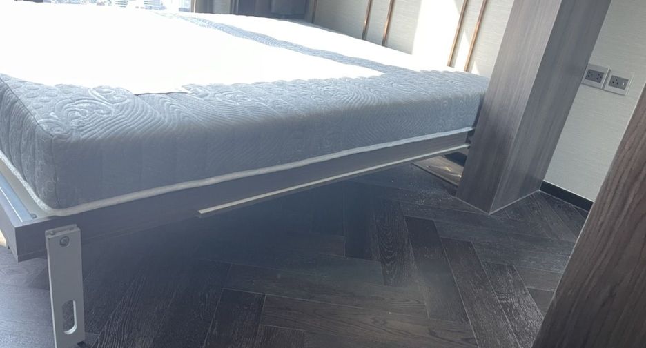 For rent 2 bed condo in Khlong Toei, Bangkok