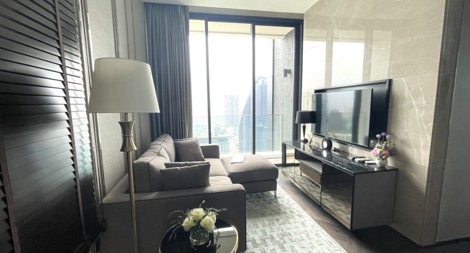 For rent 2 bed condo in Khlong Toei, Bangkok