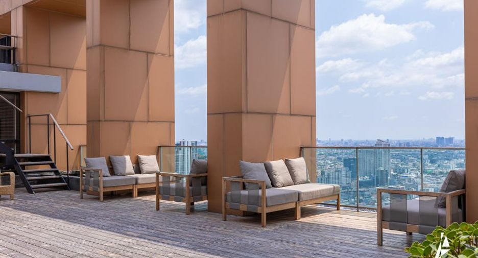 For sale 4 bedrooms condo in Chatuchak, Bangkok