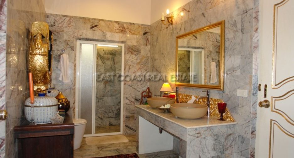 Haus zum Kauf mit 3 Zimmer in Bang Lamung, Chonburi