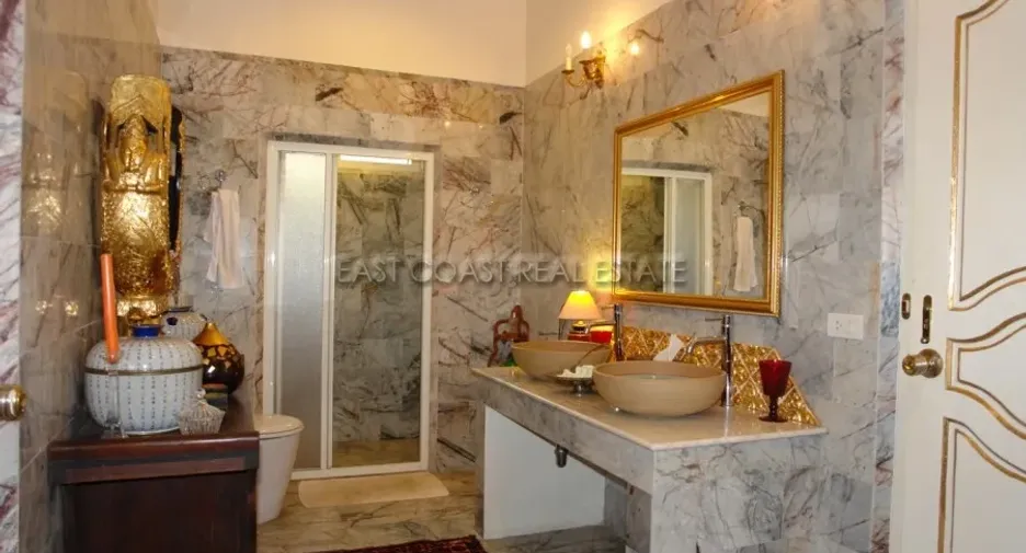 Casa en venta de 3 habitaciones en Bang Lamung, Chonburi