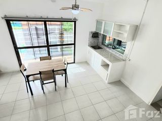 For rent 4 Beds townhouse in Lat Phrao, Bangkok