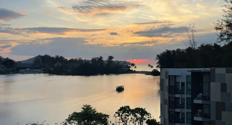 For sale 2 bed condo in Thalang, Phuket