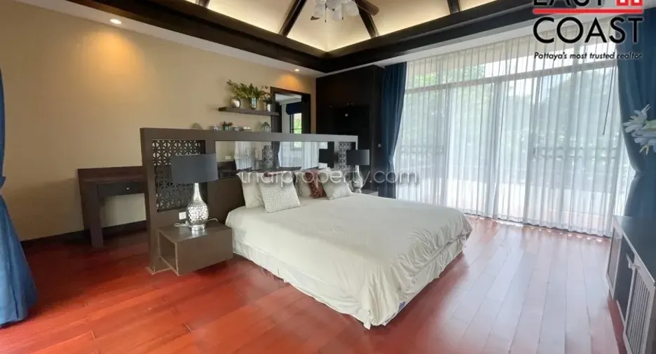 For rent and for sale 4 bedrooms house in Bang Lamung, Chonburi