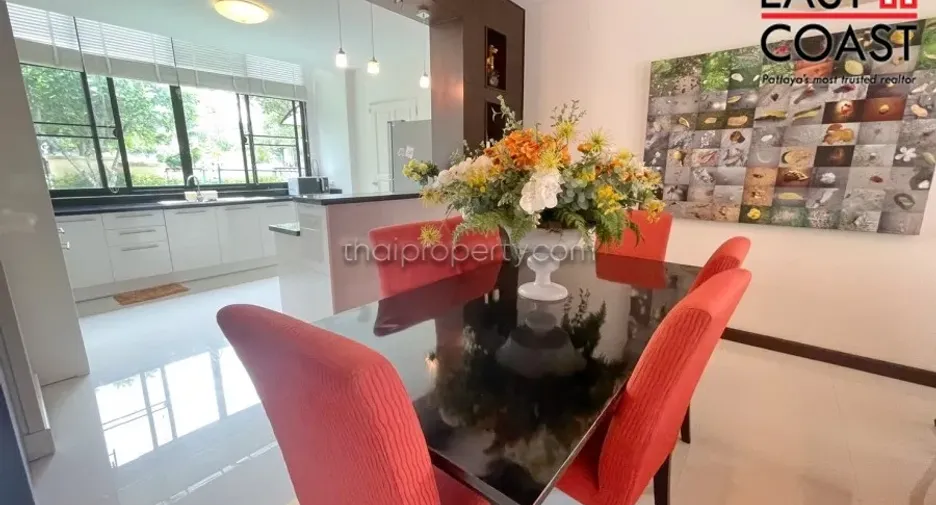 For rent and for sale 4 bedrooms house in Bang Lamung, Chonburi