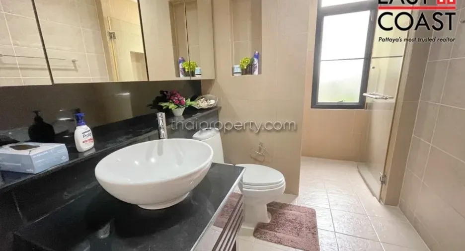 For rent and for sale 4 bedrooms house in Bang Lamung, Chonburi