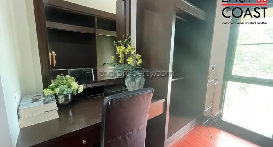 For rent and for sale 4 bedrooms house in Bang Lamung, Chonburi