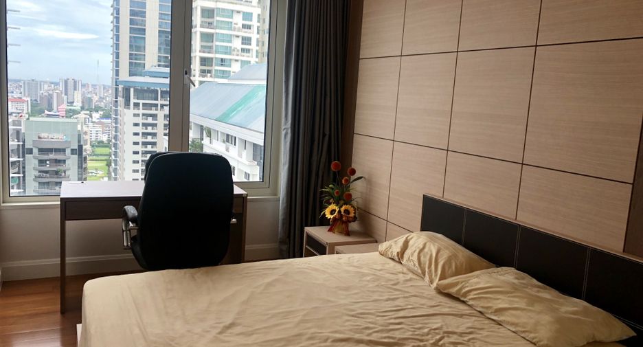 For sale 2 Beds condo in Pathum Wan, Bangkok