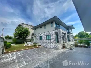 For sale 5 bed villa in Taling Chan, Bangkok