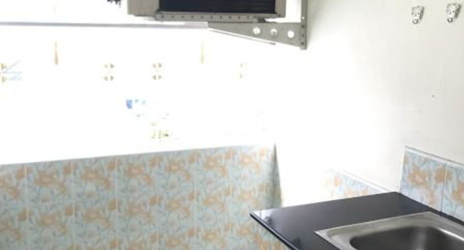 For sale 20 bedrooms apartment in Bang Lamung, Chonburi