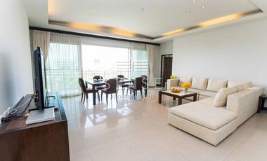 Condo en alquiler de 4 habitaciones en Sathon, Bangkok