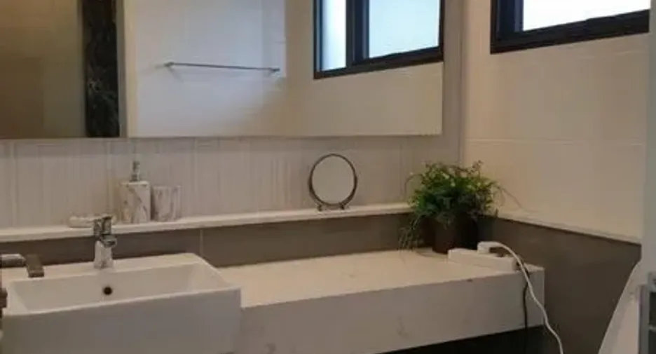 Haus zur Miete mit 4 Zimmer in Bang Phli, Samut Prakan