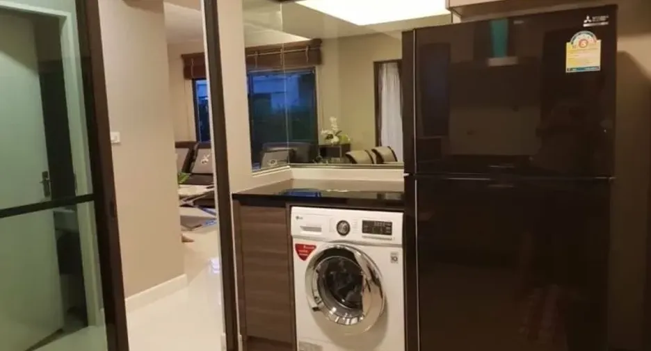 Haus zur Miete mit 4 Zimmer in Bang Phli, Samut Prakan