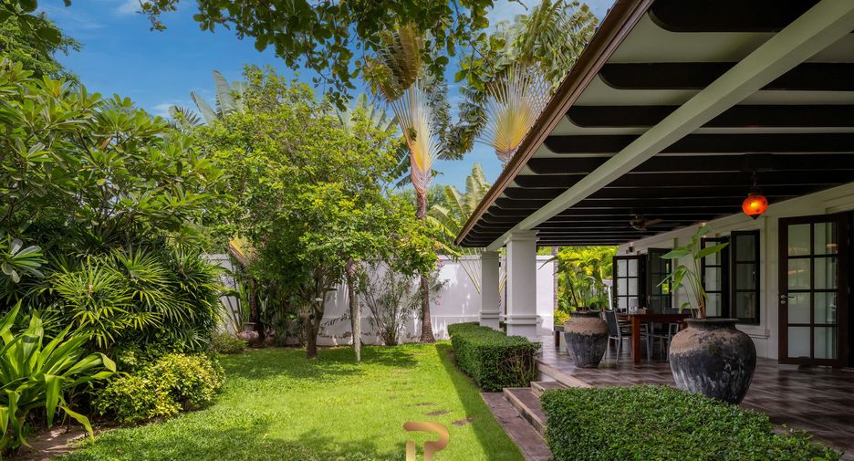 À vendre 5 chambres villa à Hua Hin, Prachuap Khiri Khan