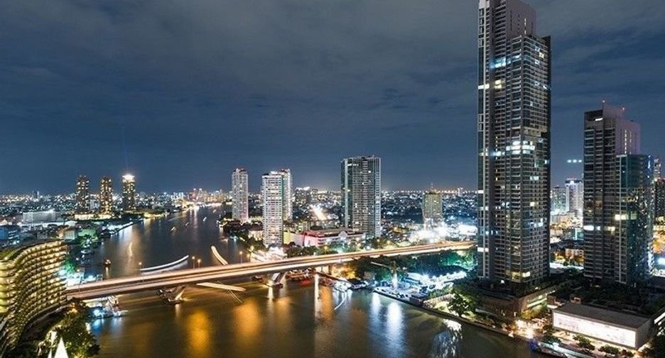 For sale 2 ベッドルーム condo in Sathon, Bangkok
