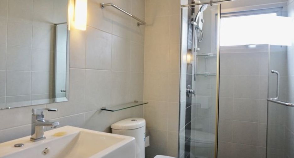 For rent and for sale 2 bedrooms condo in Mueang Chiang Mai, Chiang Mai