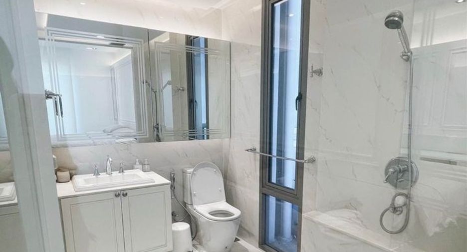 For rent and for sale 2 bedrooms condo in Yan Nawa, Bangkok